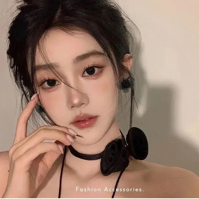 Elegant Black Lace Flower Stud 2025 Fashin Earrings for Women Girls Summer Style Party Wedding Exaggerated Black Earrings Gift