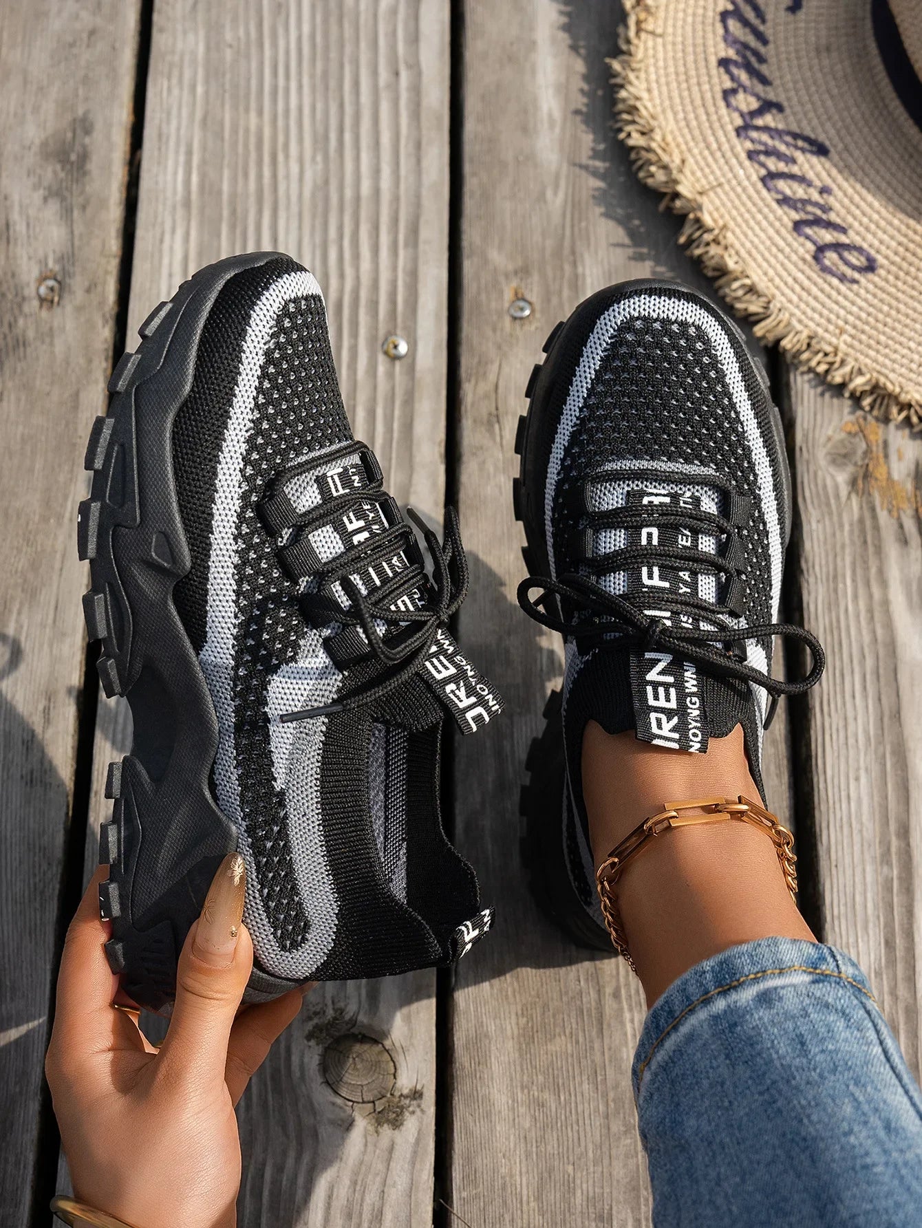 Women Shoes Summer 2025 New Four Seasons Versatile Thin Breathable Casual Shoes Large Fashion Sneakers Women Zapatos De Mujer