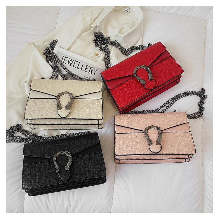 Retro Style Fashion Chain Shoulder Bag for Women Snake Pattern Crossbody Small Square Bag Trendy Accessory