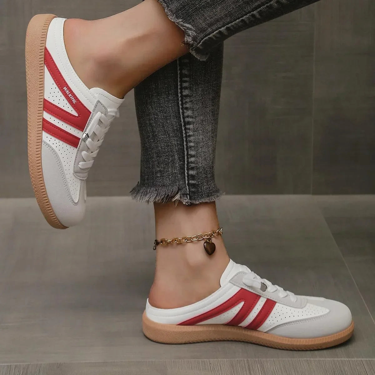 Women Mules Shoes Sports Round Toe Flat Female Footwear Casual Sneakers Clogs Platform Summer Slip on Creeper Baotou Slippers