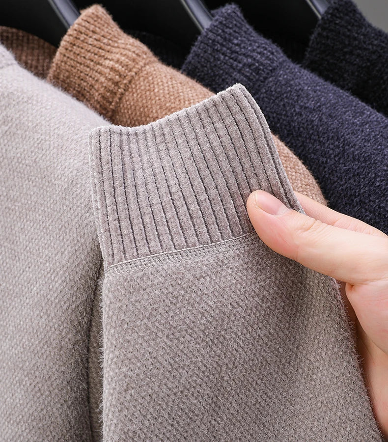 Luxury Brand Men's O-Neck Sweater Autumn/Winter New Item Exquisite Velvet Embroidered Thick Pullover Knitwear Top Men's Clothing