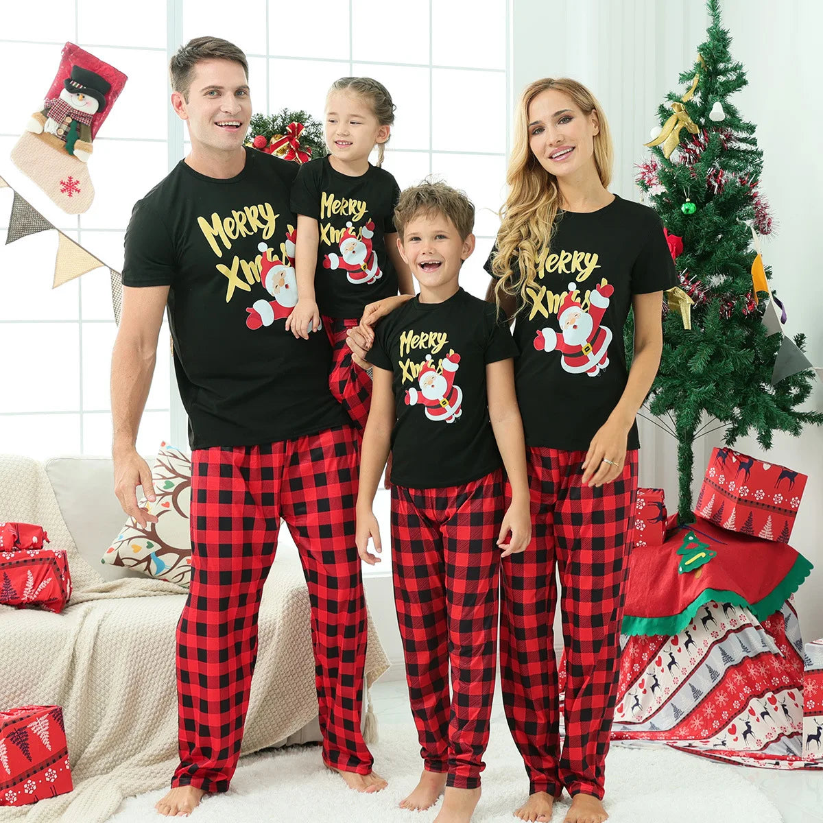 Merry Xmas Pjs Family Matching Outfits Santa Claus Print Mom Dad Kids Clothing Set Sleepwear Baby&Dog Romper Christmas Pajamas