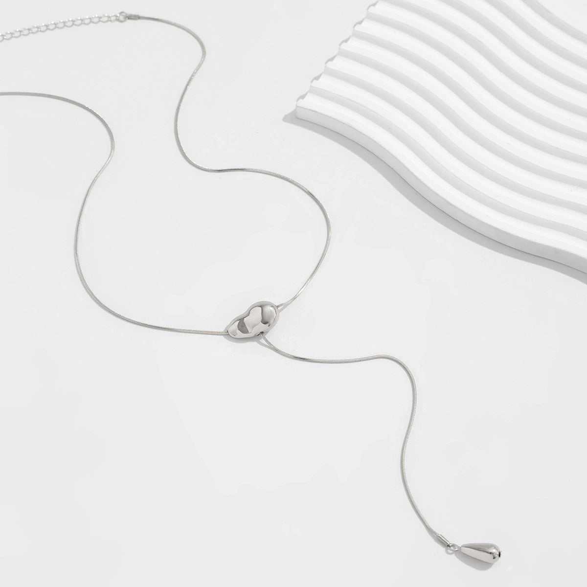 2025 Vintage Metal Simple Water Drop Pendant Necklace for Women 2025 Trendy Long Thin Chain Necklace Aesthetic Y2K Jewelry Gift