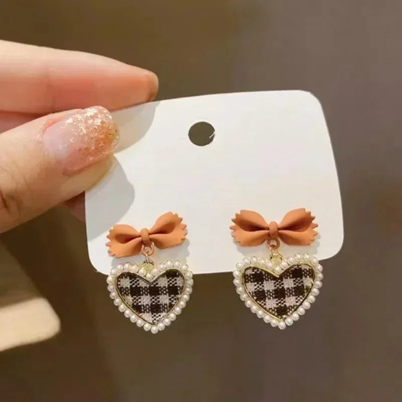 2025 New Unique Design Fashion Simple Butterfly Cat's Eye Inlay Drill Earrings for Women Luxury Paty Jewerly GIfts Daily Wear