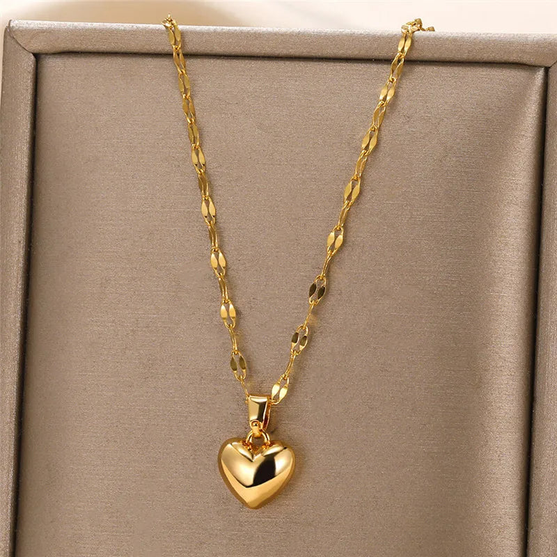 Stainless Steel Love Heart Necklace For Women 2025 New Trendy Lip Chain Simple Pendant Necklace Jewelry Gift