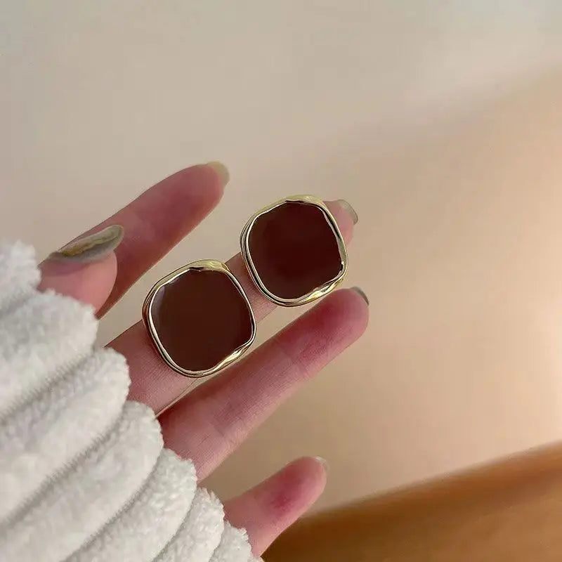 Square Black Color Korean Style Stud Earrings for Women 2025 New Fashion Metal Geometric Temperament Earring  Jewelry Gifts