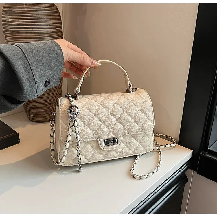 Small Square Lattice Chain Crossbody Bag Women's Shoulder Handbag Simple Handheld Underarm Bag Hot Sale Of The Season New Versat