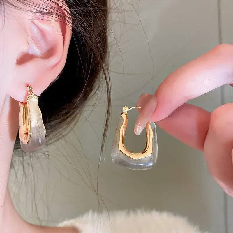 Green Vintage U Shaped Resin Earrings for Women Girls Geometric Irregular Stud Earrings 2025 New Trendy Party Ear Jewelry Gift