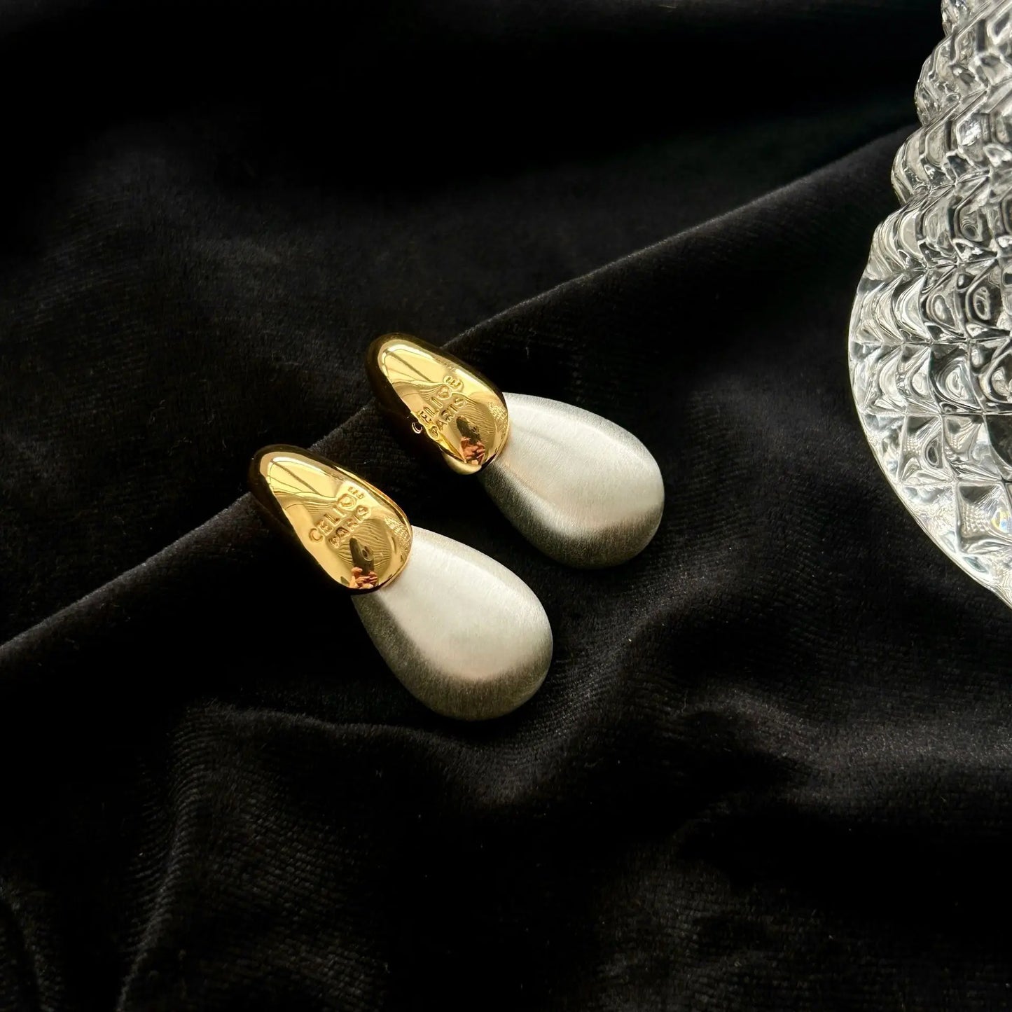 2025 New Water Drop Stud Earrings for Women Vintage Dome Copper Gold Plated Ceramic Metal Women's Earring Teardrop Ear Cuff Girl