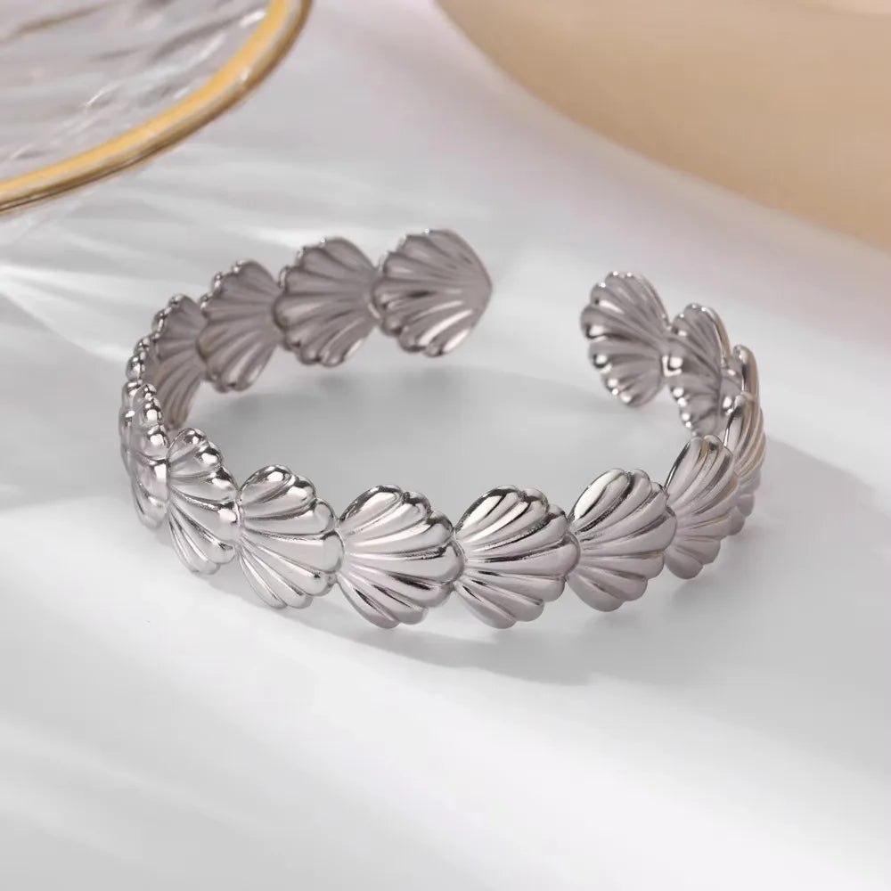 Stainless Steel Shell Bangles for Women Fashion Layered Wave Starfish Cuff Bangle Bracelet Femme Waterproof Jewelry New In