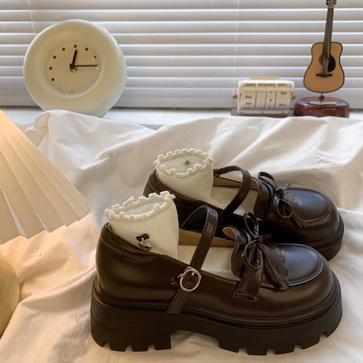 Kids Shoes Black Leather Mary Janes Girls Shoes Bow Thick Sole Casual Party Shoes Toddler Little Girls Fashion Footwear Shoes