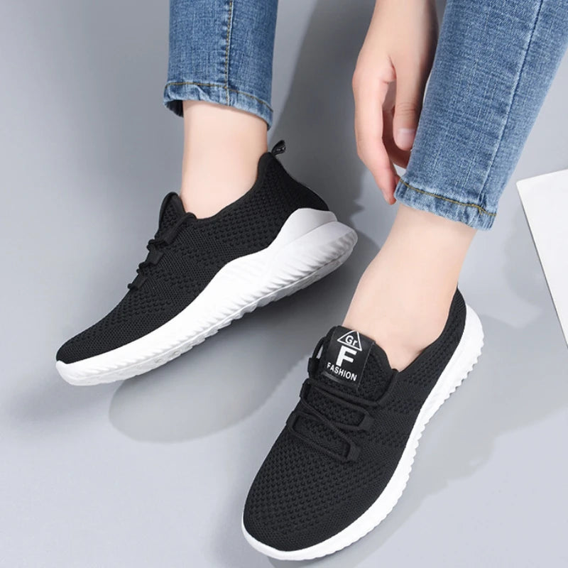 Comfortable Women's Casual Sneakers Summer Breathable Flat Shoes Fashion Women Sneakers Versatile Lace-Up Running Shoes 2025 New