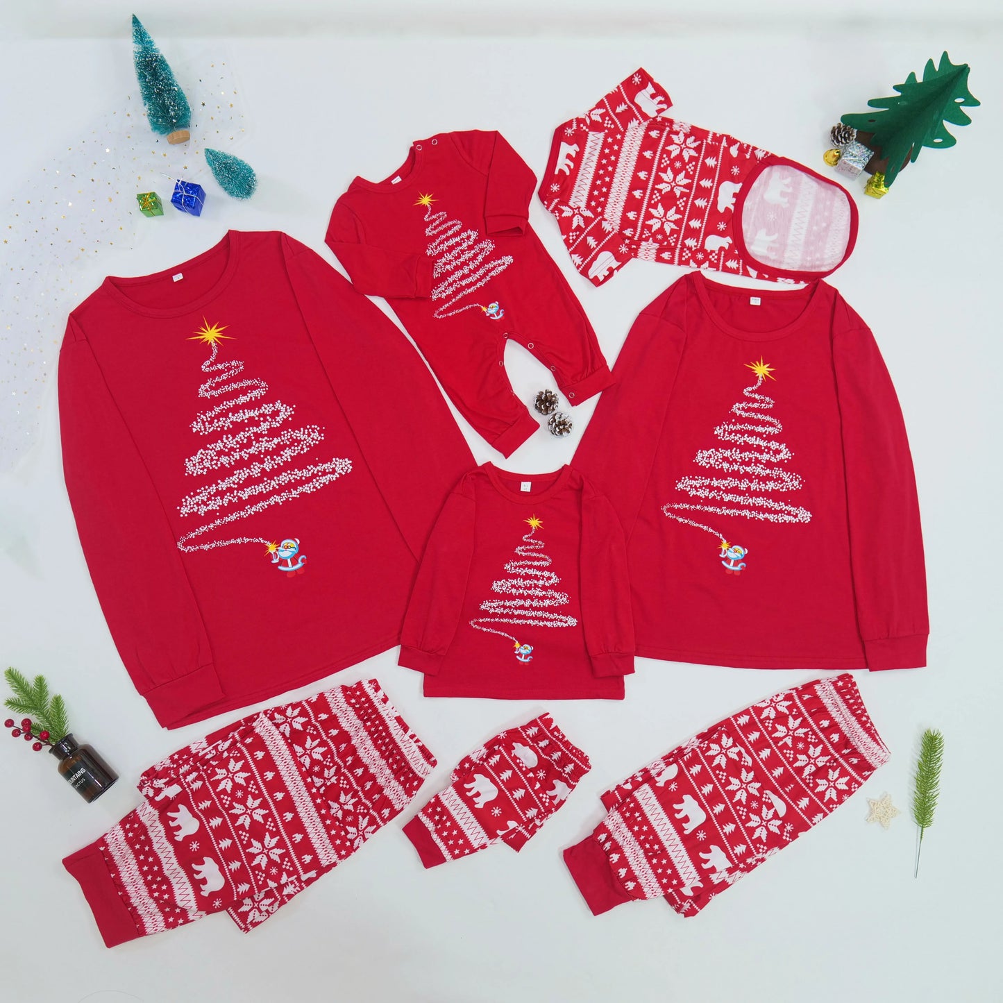 2025 New Family Christmas Pajamas Mom Dad Kids Matching Clothing Set Baby Romper Pjs Soft Loose 2 Pieces Suit Homewear Xmas Look