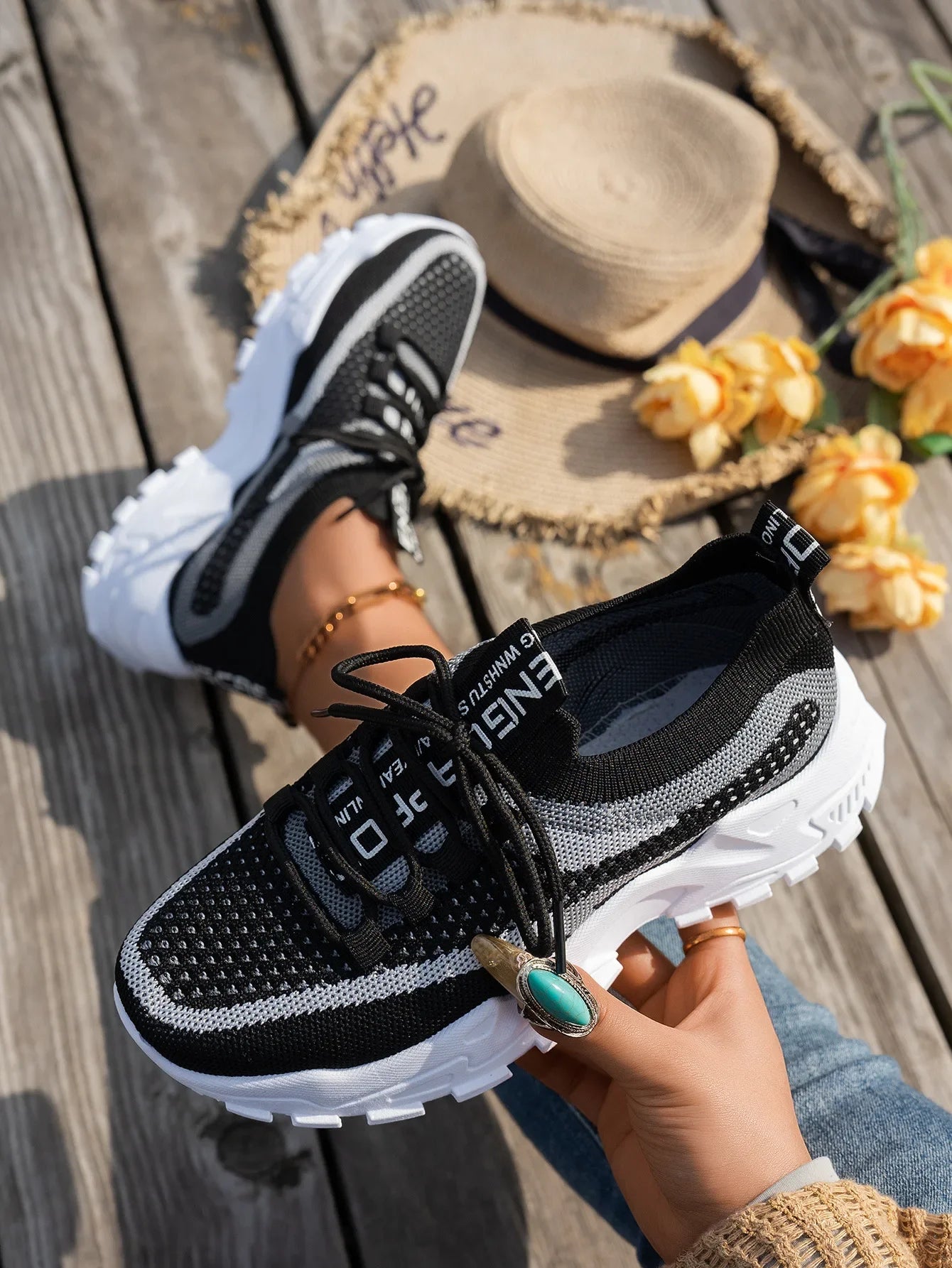 Women Shoes Summer 2025 New Four Seasons Versatile Thin Breathable Casual Shoes Large Fashion Sneakers Women Zapatos De Mujer