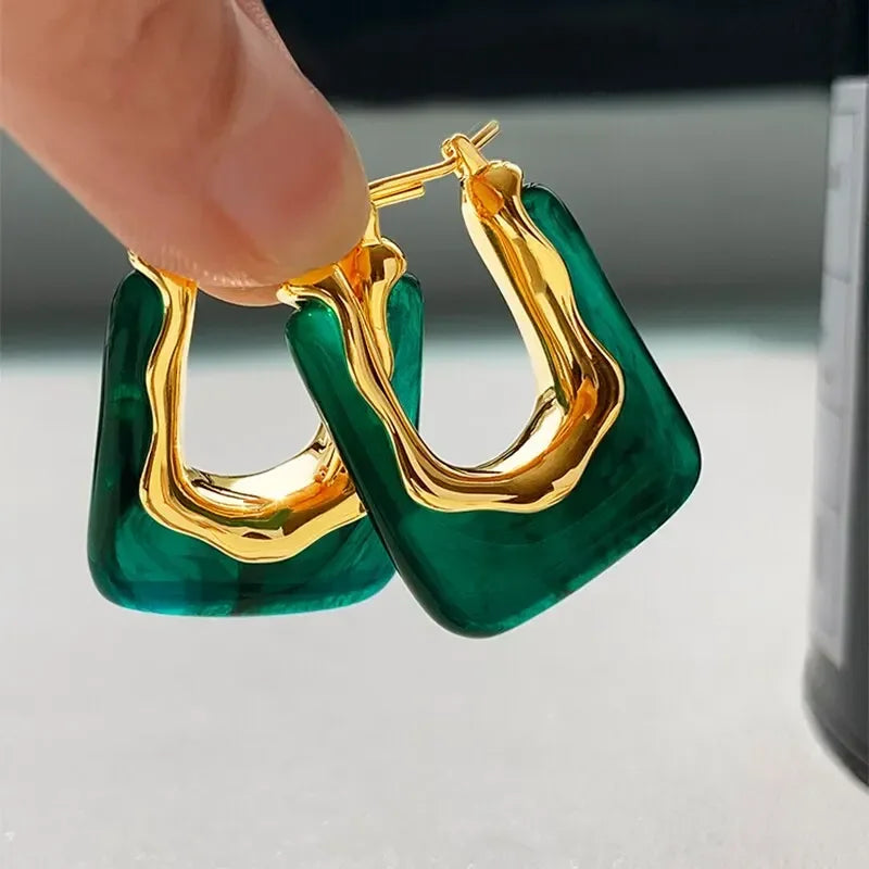 Green Vintage U Shaped Resin Earrings for Women Girls Geometric Irregular Stud Earrings 2025 New Trendy Party Ear Jewelry Gift