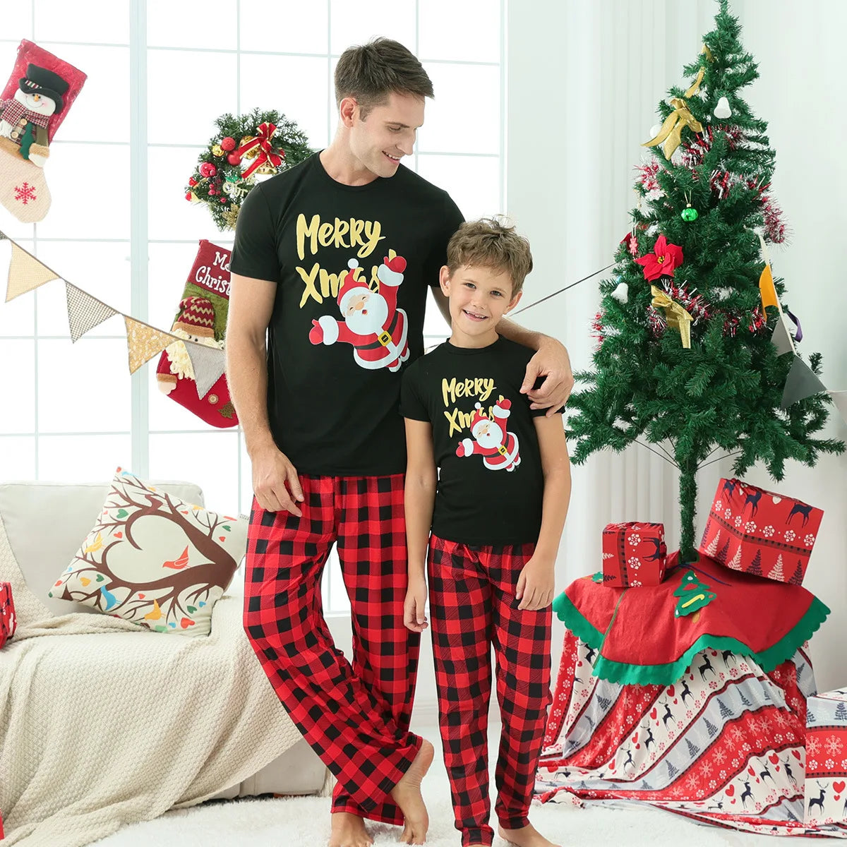 Merry Xmas Pjs Family Matching Outfits Santa Claus Print Mom Dad Kids Clothing Set Sleepwear Baby&Dog Romper Christmas Pajamas