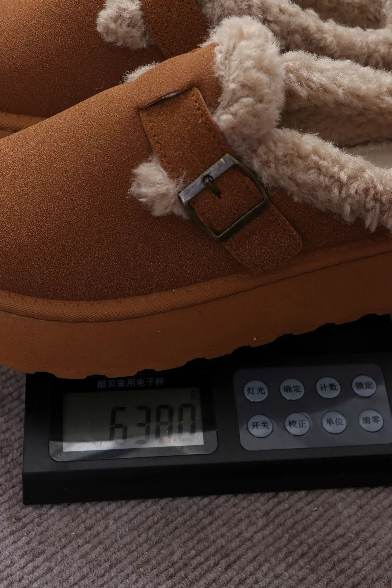 2025 New Plush Buckle Warm Cotton Slippers Winter Thick Sole Thick Snow Boot High Quality Plush Cotton Slippers Zapatos De Mujer