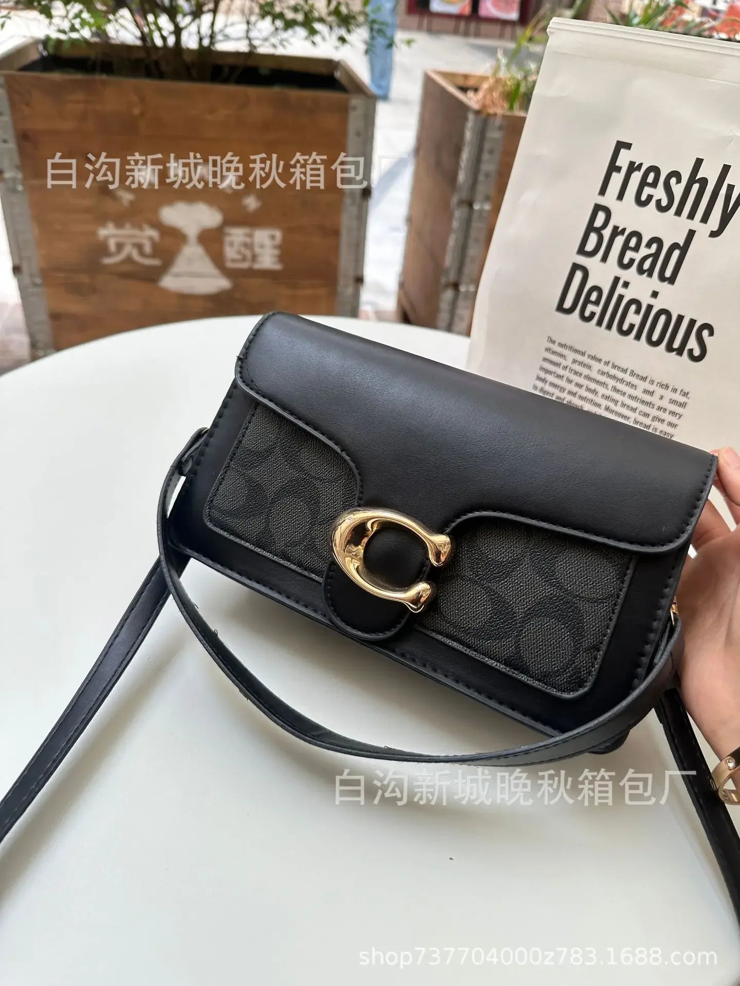 25 new Koujia rhombic taby Dionysian portable chain crossbody bag Joker fragrance underarm shoulder bag