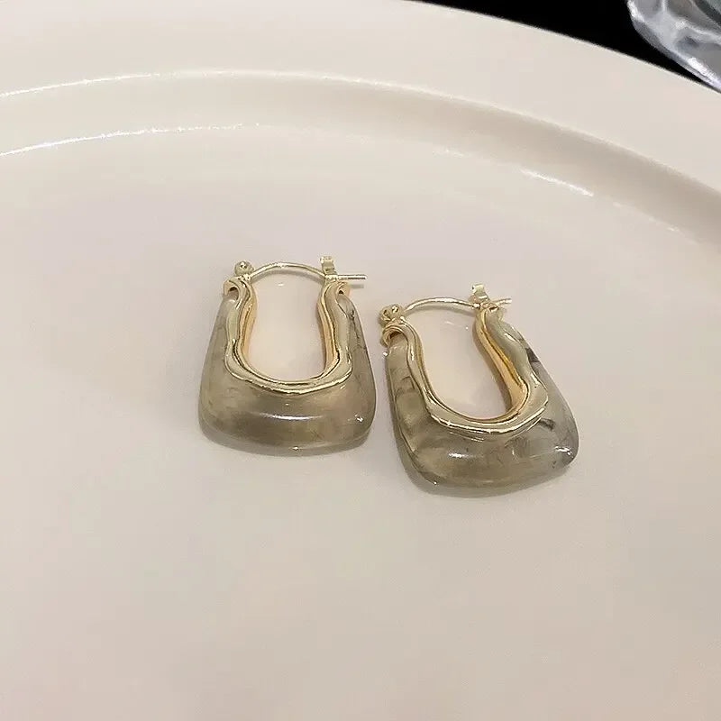 Green Vintage U Shaped Resin Earrings for Women Girls Geometric Irregular Stud Earrings 2025 New Trendy Party Ear Jewelry Gift