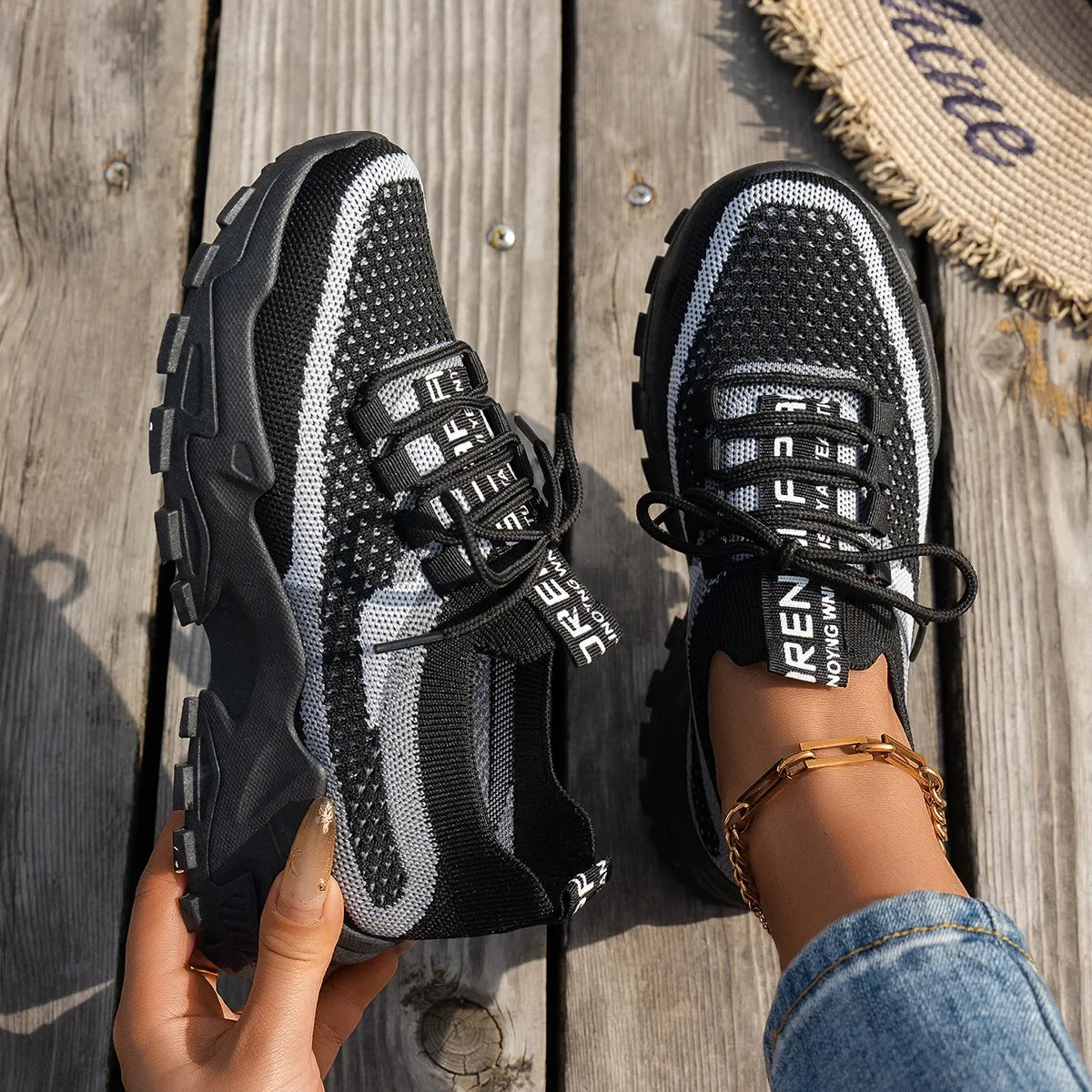 Women Shoes Summer 2025 New Four Seasons Versatile Thin Breathable Casual Shoes Large Fashion Sneakers Women Zapatos De Mujer