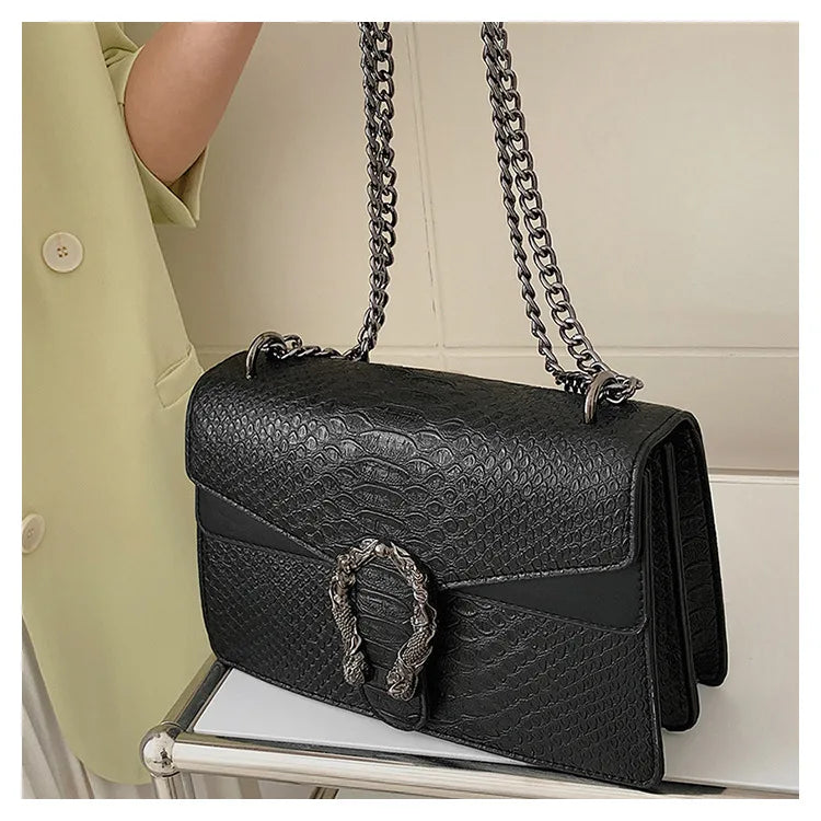 Retro Style Fashion Chain Shoulder Bag for Women Snake Pattern Crossbody Small Square Bag Trendy Accessory