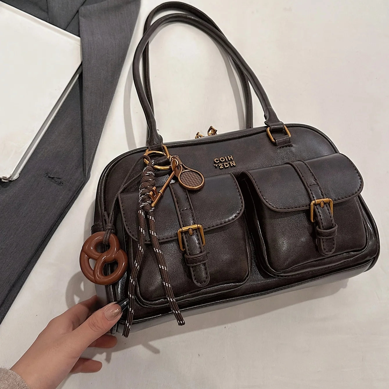 Women's Coffee Brown Multi-Pocket Handbag Shoulder Bag, Stylish Versatile Letter Crossbody Purse for Travel Work Shopping Dates