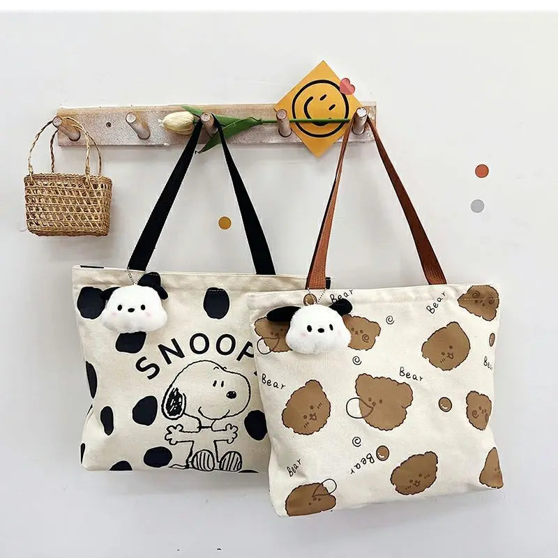 MINISO Snoopy Canvas Bag Women's Large Capacity Bag Fashion Cartoon Handbag Multi-purpose Shoulder Tote Bag With Hanging