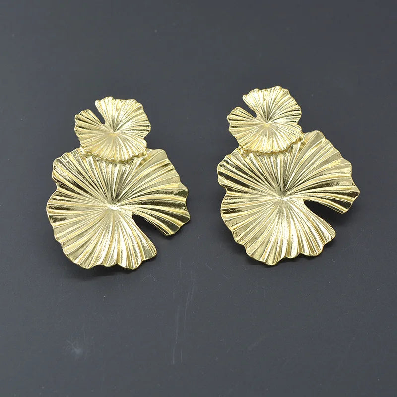 Big Exaggerated Flower Dangle Earrings for Women Gold Color Metal Double-layers Leaf Pendants Impressive European Ear Jewelry