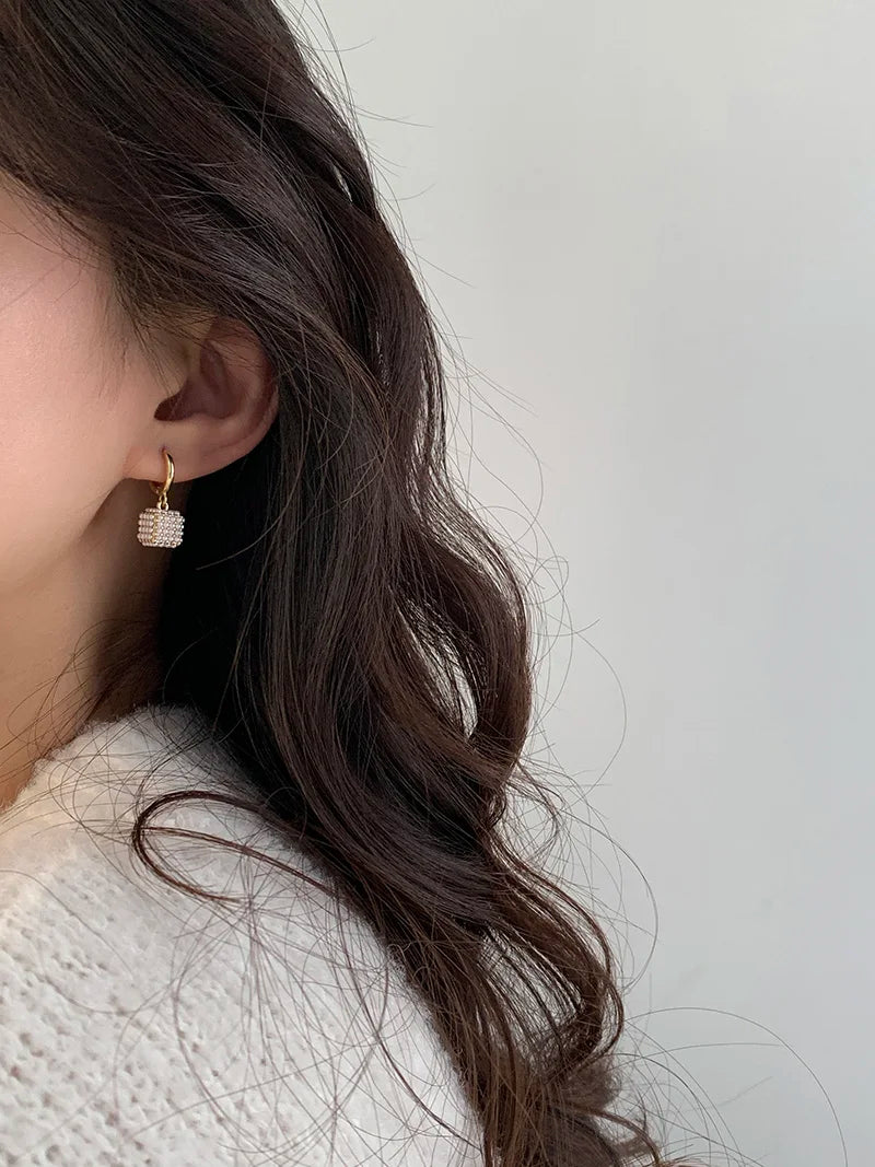 Premium Pearl Stereoscopic Square Pendant Earrings 2025 New Fashion Jewelry For Women‘s Eardrop party Girl’s Luxury Accessories