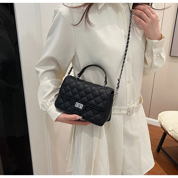 Small Square Lattice Chain Crossbody Bag Women's Shoulder Handbag Simple Handheld Underarm Bag Hot Sale Of The Season New Versat
