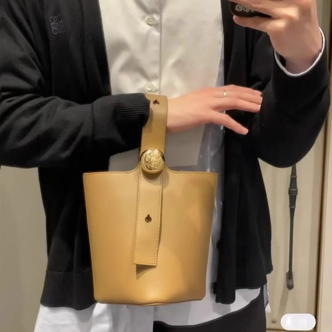 New 2025 Pure Color High-End Bucket Bag Leather Handheld Crossbody Commuter Shoulder Bag Neutral Minimalist Style Soft Shape