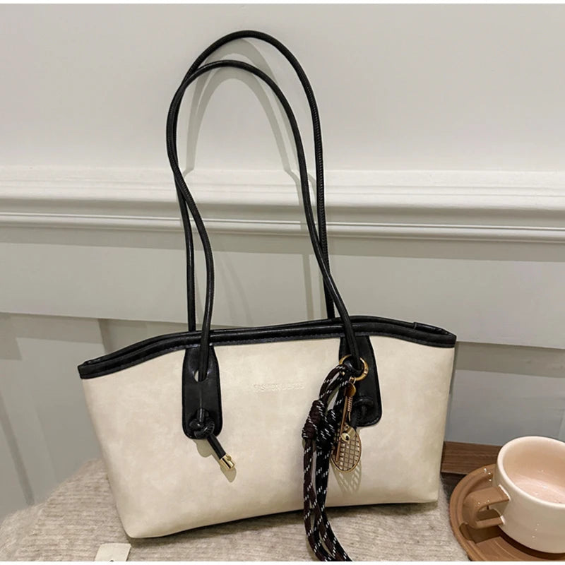 European American Retro Tote Bag, Korean Fashion Shoulder Bags Advanced Simple Handbag New Large Capacity Pendant Versatile Bags