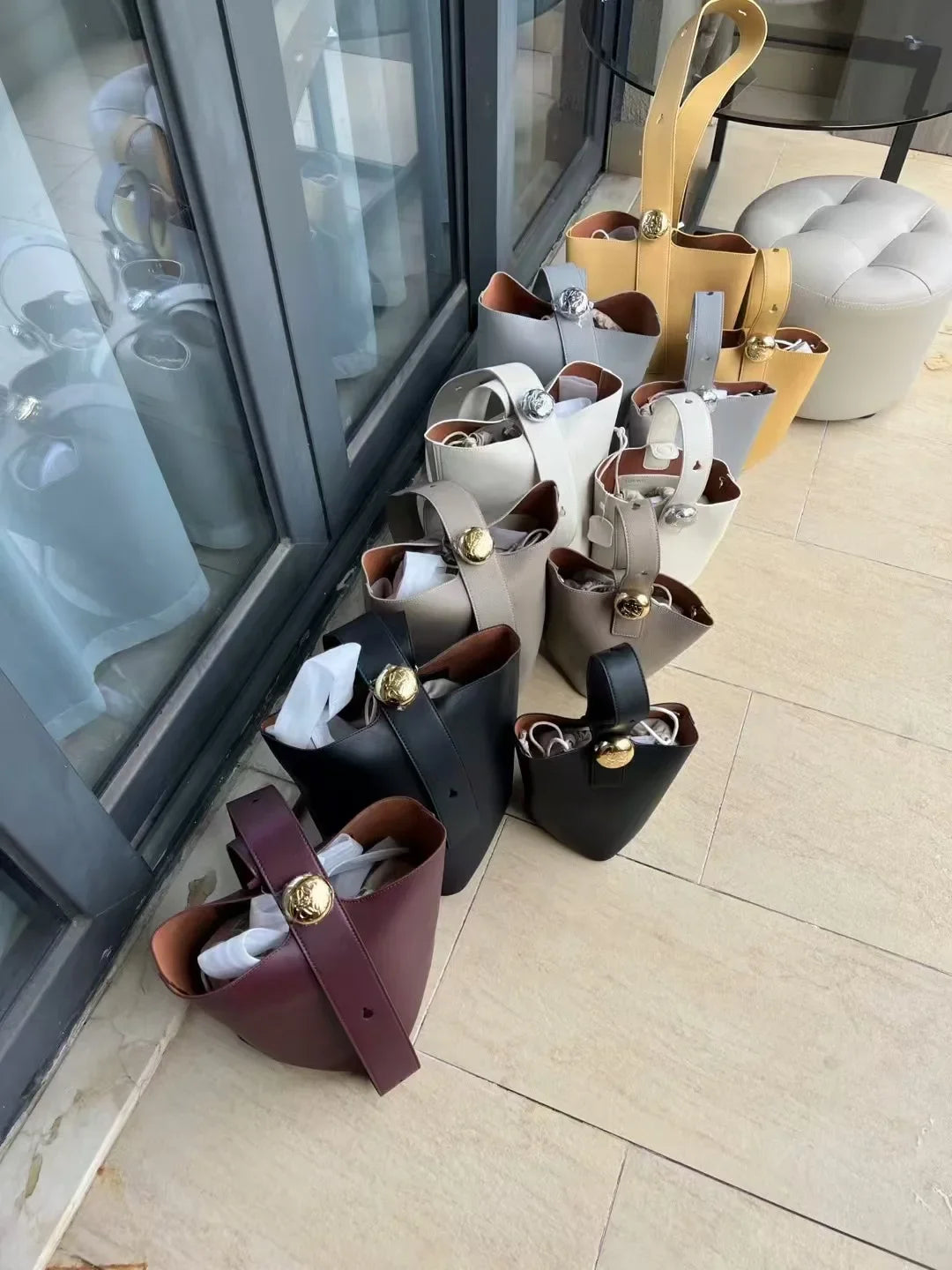 New 2025 Pure Color High-End Bucket Bag Leather Handheld Crossbody Commuter Shoulder Bag Neutral Minimalist Style Soft Shape