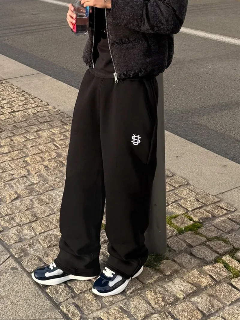 Streetwear Hoodie Sets Mens Y2K Straight Sweatpants Fashion Embroidery Logo Suits Casual High Street Couple Training Suit