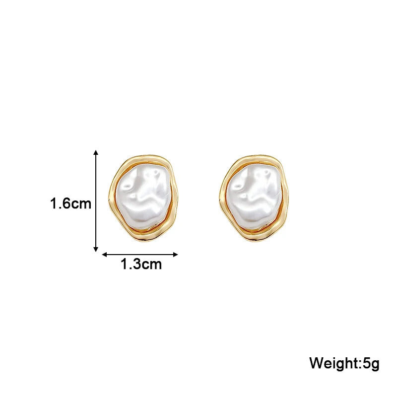 New Trendy White Oval Stud Earrings Irregular Geometric Statement Women's Unusual Earrings Gold Color Metal Side Boho Jewelry