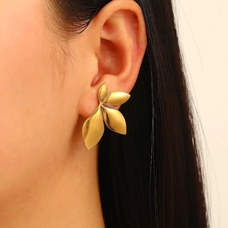 Stainless Steel Leaf Shaped Floral Stud Earrings for Women Girls Trendy Fashion Jewelry High Quality Dainty Elegant Gift Ideas