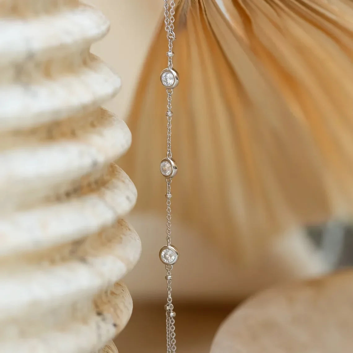 Gold Hand Chain for Women Gold Plated Bracelets for Women Silver Bracelets Hand Chain, Silver Jewelry Gifts for Women Christmas