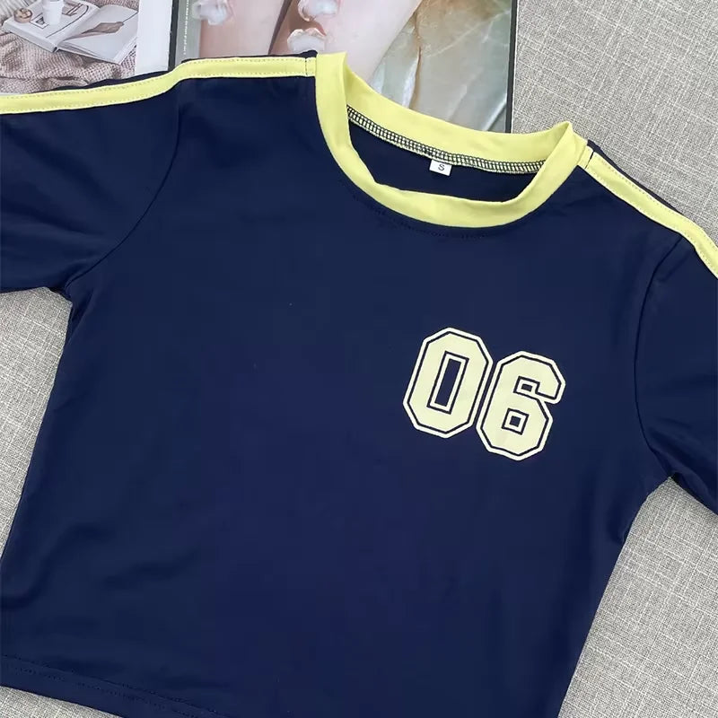 Retro Graphic Crop Top White Short Sleeve O Neck Casual T Shirt for Women y2k Aesthetic Vintage Basic Tees Ladies Clothes