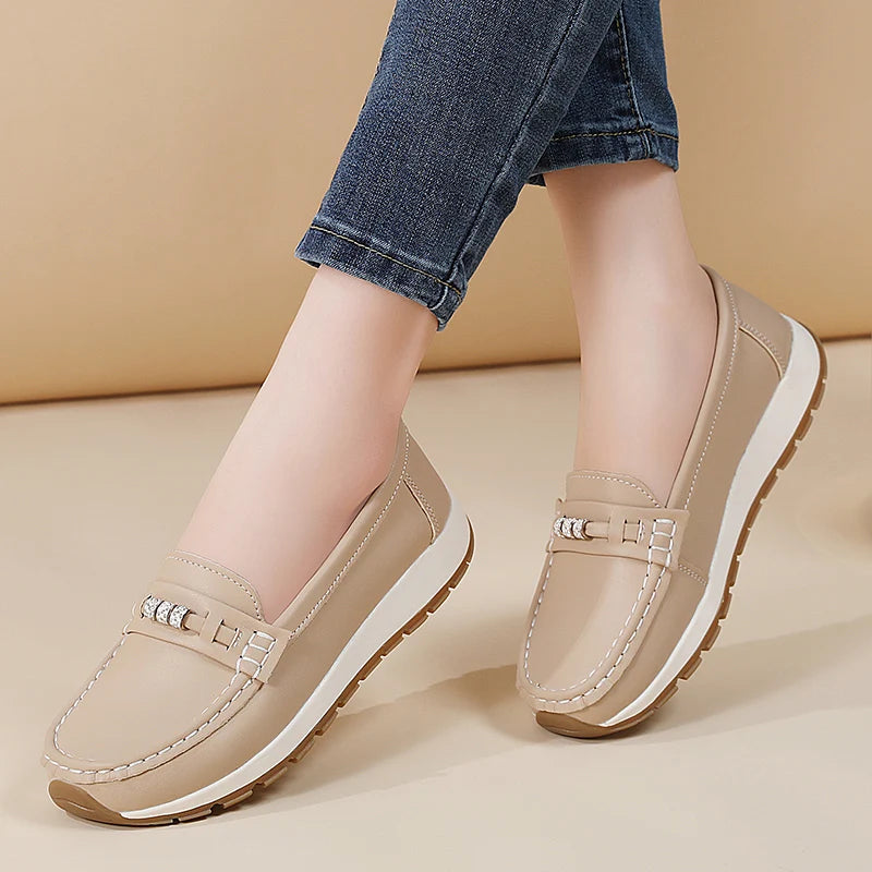 Women's casual flat shoes, 100 genuine leather shoes, lightweight spring and summer loafers, walking mom shoes