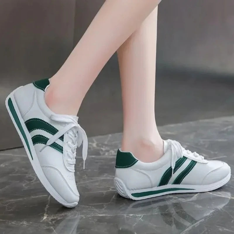 Summer New Style Casual Sports Shoes Soft Bottom Flat Anti-slip Running Shoes for Students White Color Versatile Comfortable
