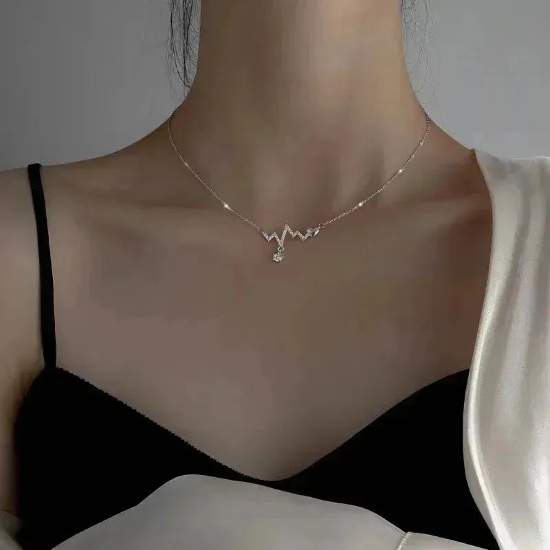 2025 New Women's Pearl Necklace Kpop Gold Color Beads Pendant Necklaces Goth Double Layer Chain Choker for Women Fashion Jewelry