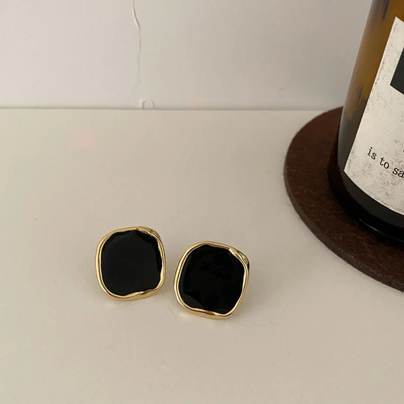 Square Black Color Korean Style Stud Earrings for Women 2025 New Fashion Metal Geometric Temperament Earring  Jewelry Gifts