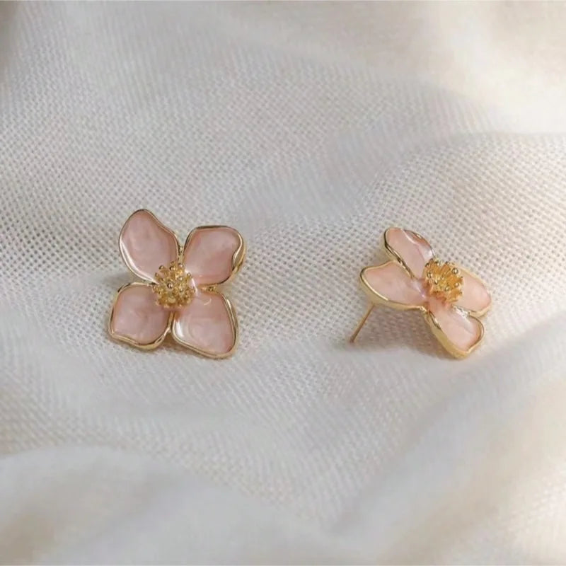 Hibiscus Dropped Glaze Flower Stud Earrings for Women Girl French Vintage 2025 Fashion Korean Wedding Romantic Jewelry Gifts
