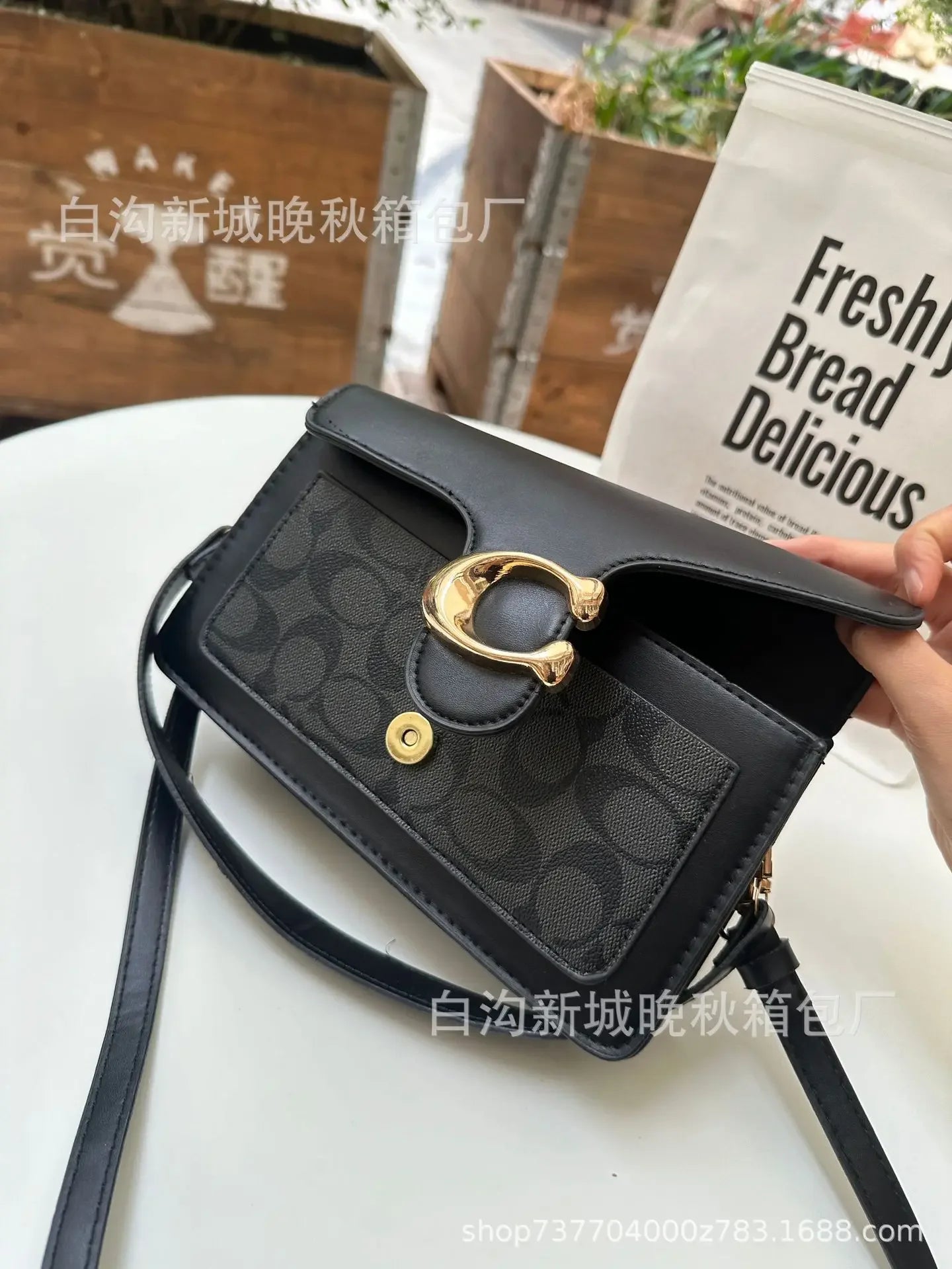 25 new Koujia rhombic taby Dionysian portable chain crossbody bag Joker fragrance underarm shoulder bag
