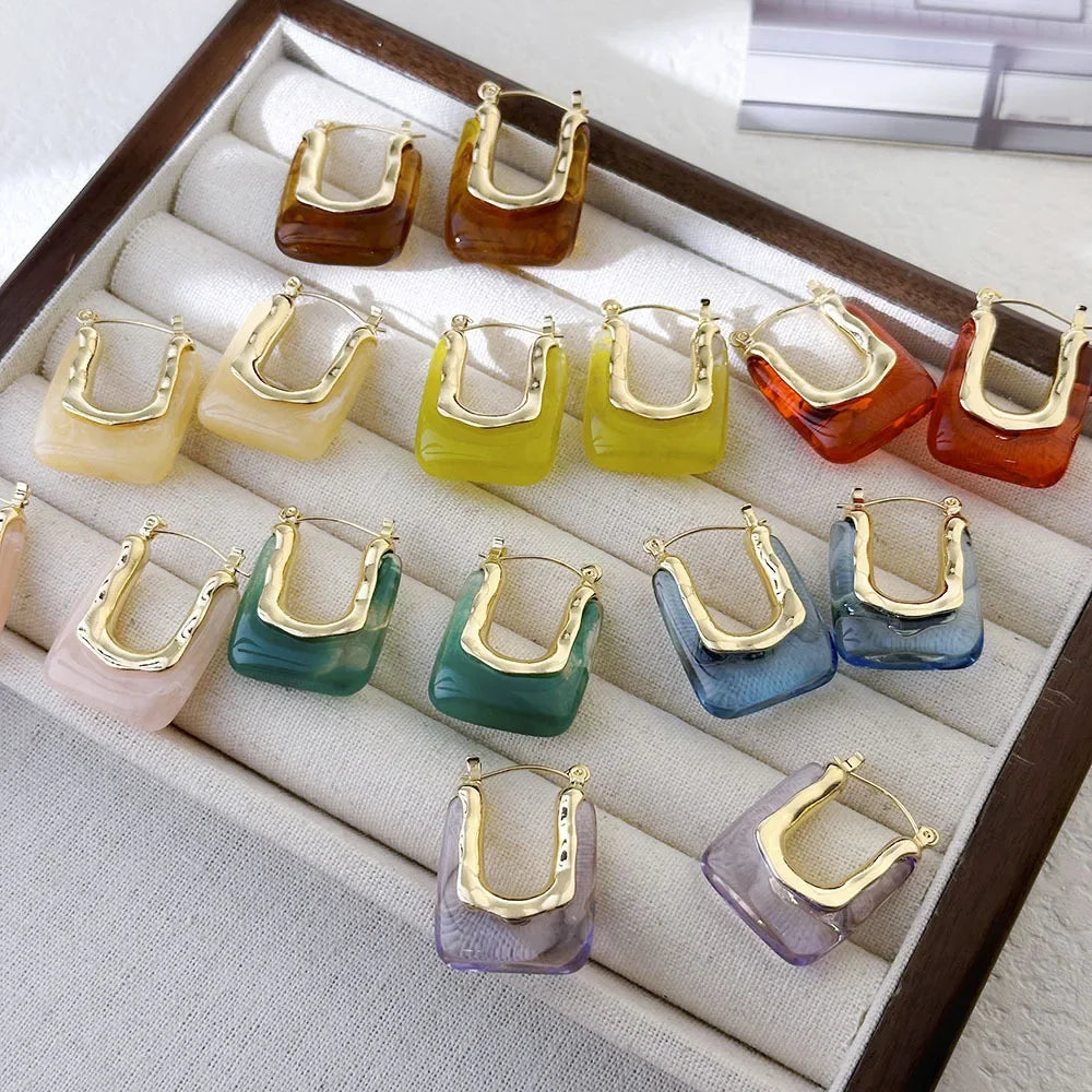 Green Vintage U Shaped Resin Earrings for Women Girls Geometric Irregular Stud Earrings 2025 New Trendy Party Ear Jewelry Gift